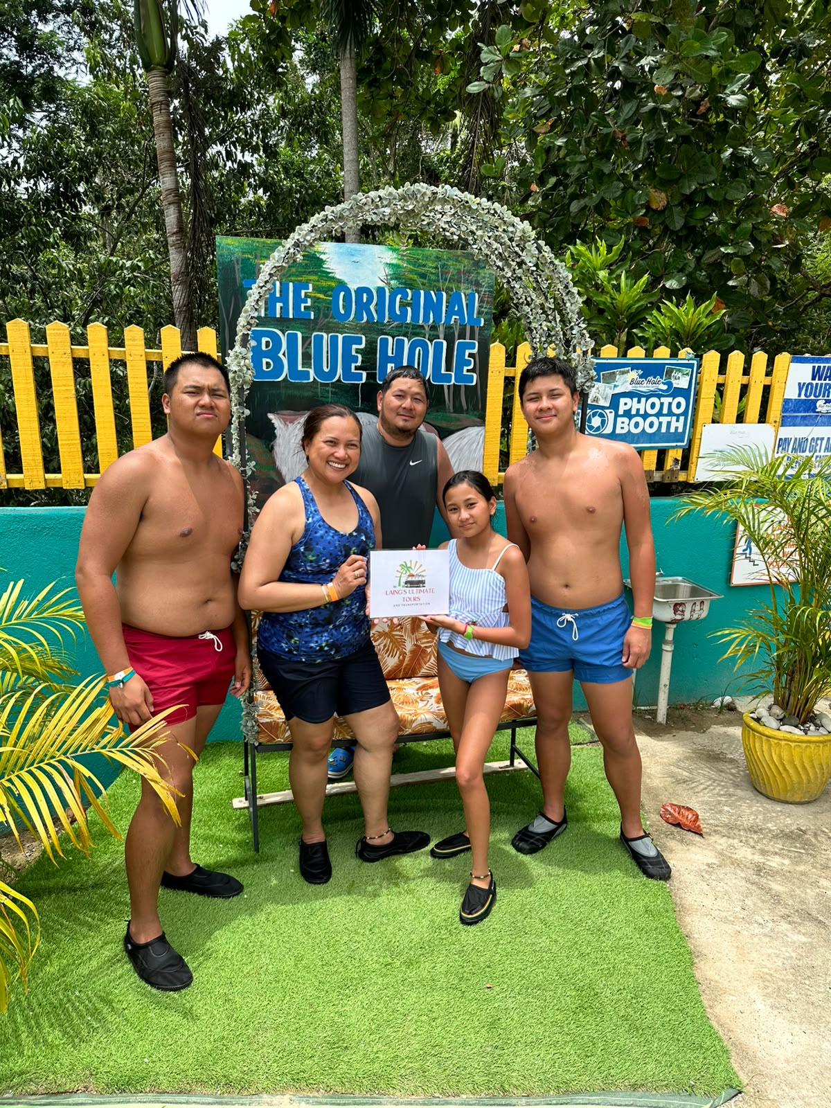 A family enjoying a private Laing's Ultimate Tours visit to the Blue Hole